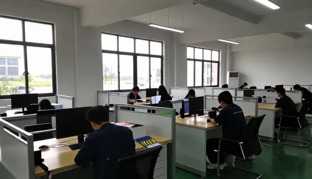 四川小灵鼠科技有限公司服务方案客户,提供运维服务支持